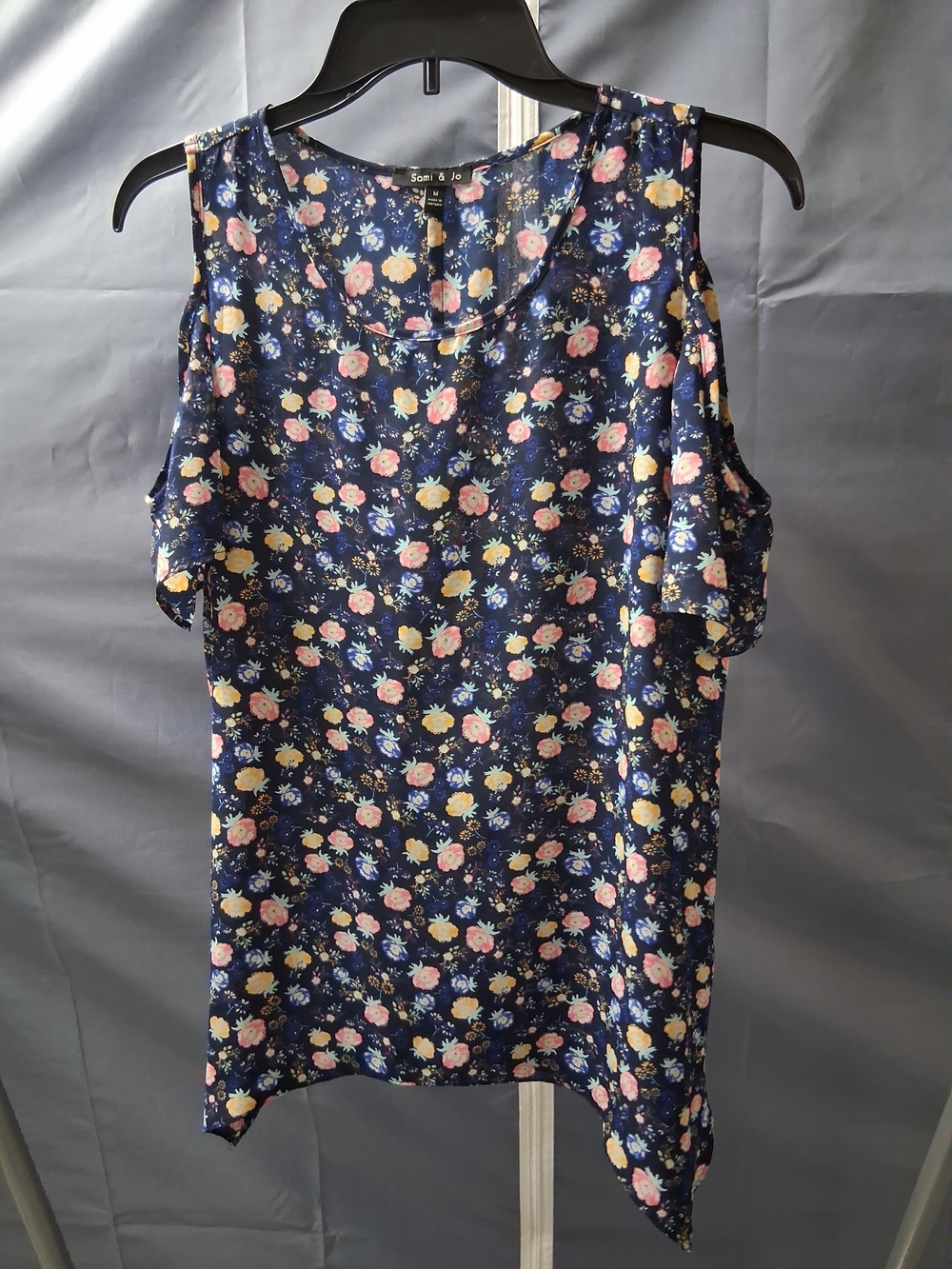 Sami & Jo Navy Floral Cold-Shoulder Tank